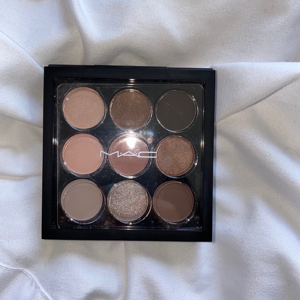 Mac eyeshadow palette